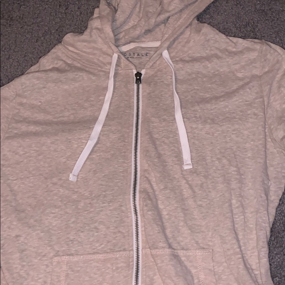 TAN SWEATSHIRT